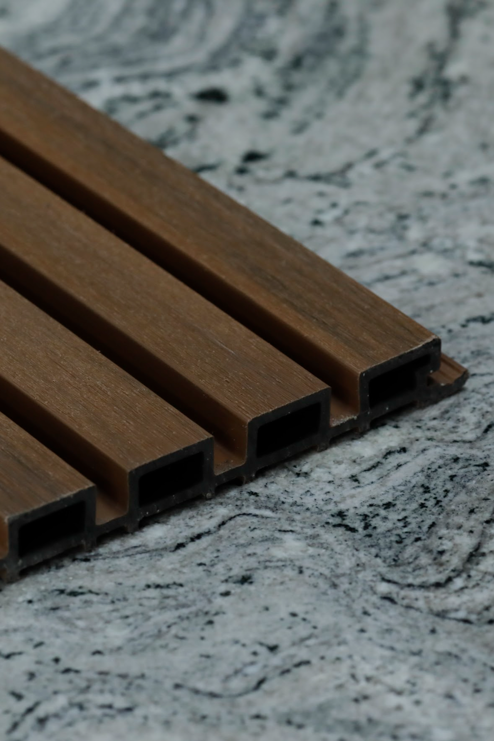lambrin de exterior teka cepillado